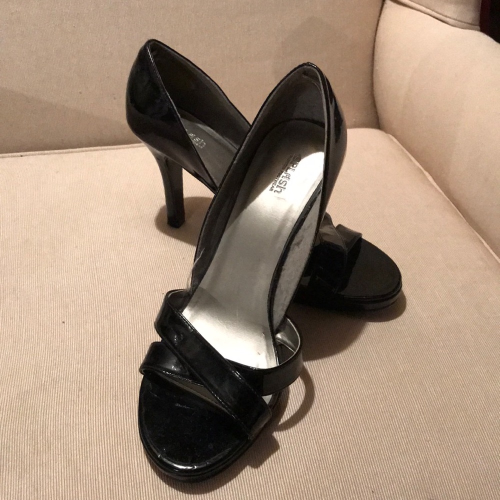 Size 10 black heels
